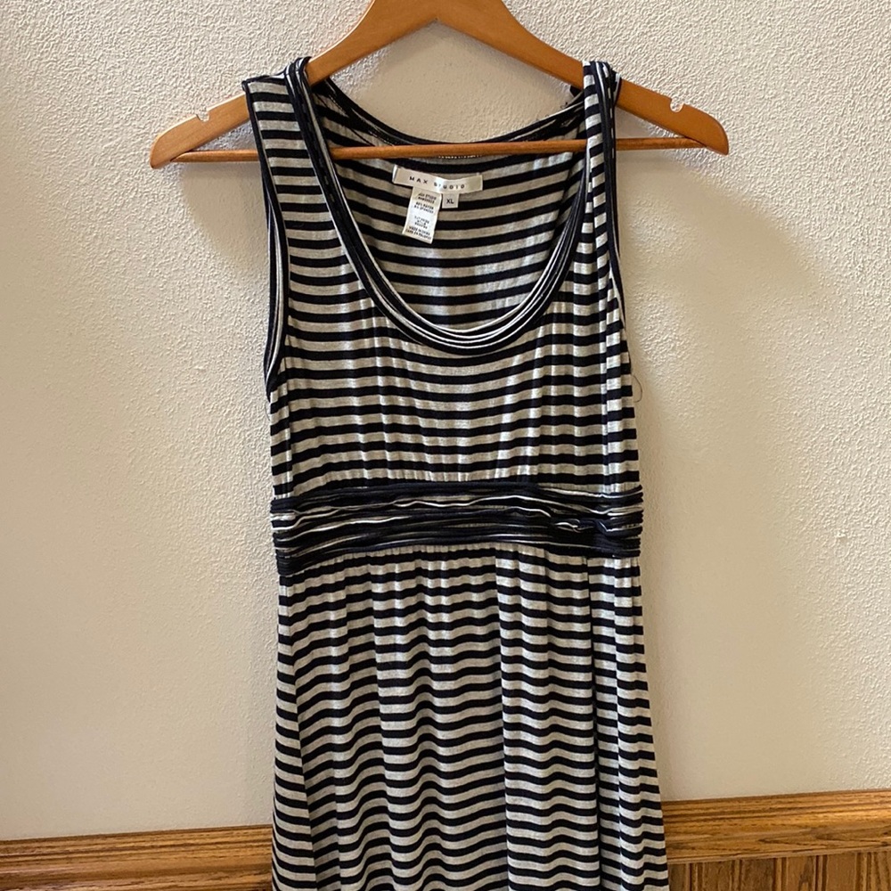 Lightly warn max studio maxi dress